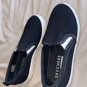 Sketchers *donating soon*